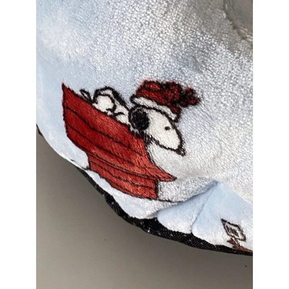 Peanuts Snoopy Small Dog Pet Cozy Cuddler Bed Christmas‎ Doghouse 19 X 15 X 7”